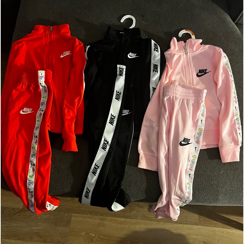 3 Nike matching sets